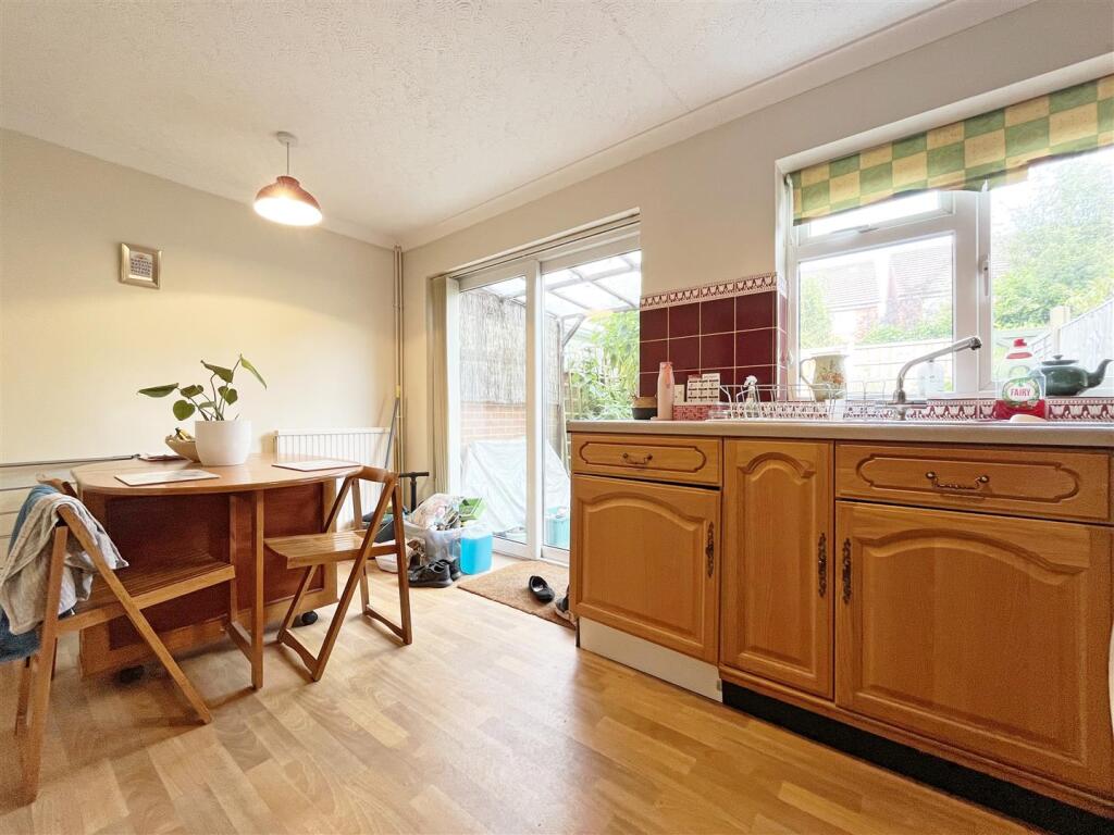 Kitchen/Dining Room
