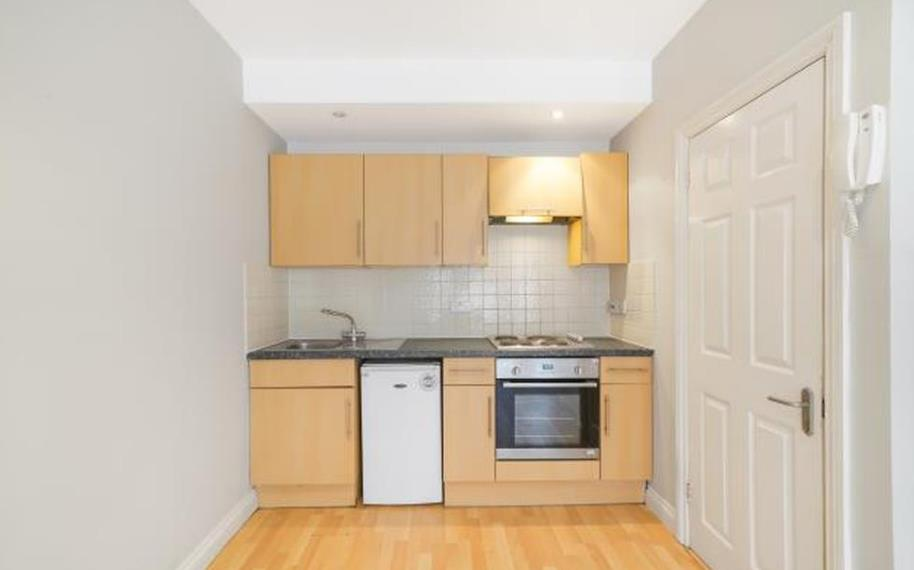 10 ivor court 4 31.07.png