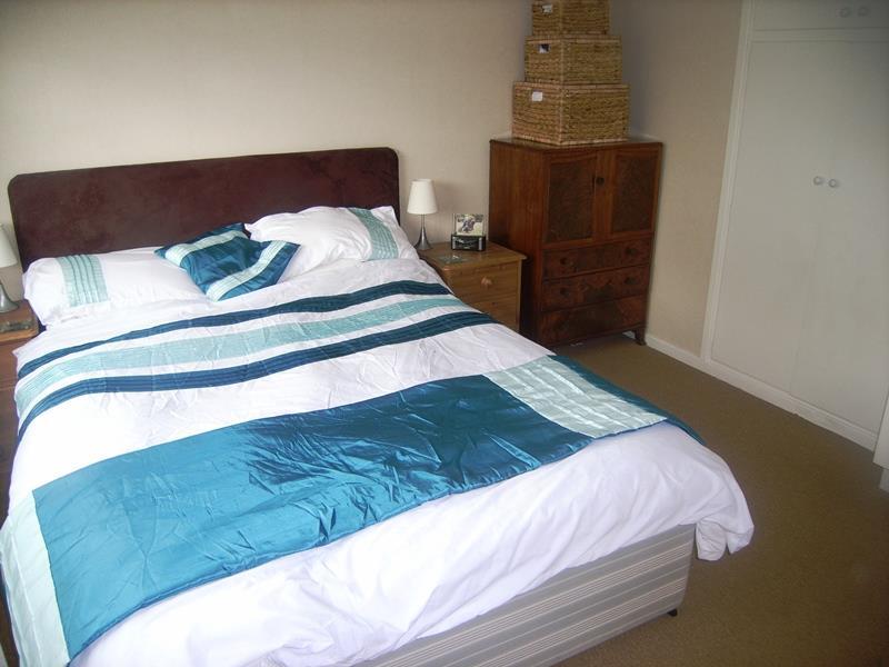 7 Bedroom 1.JPG