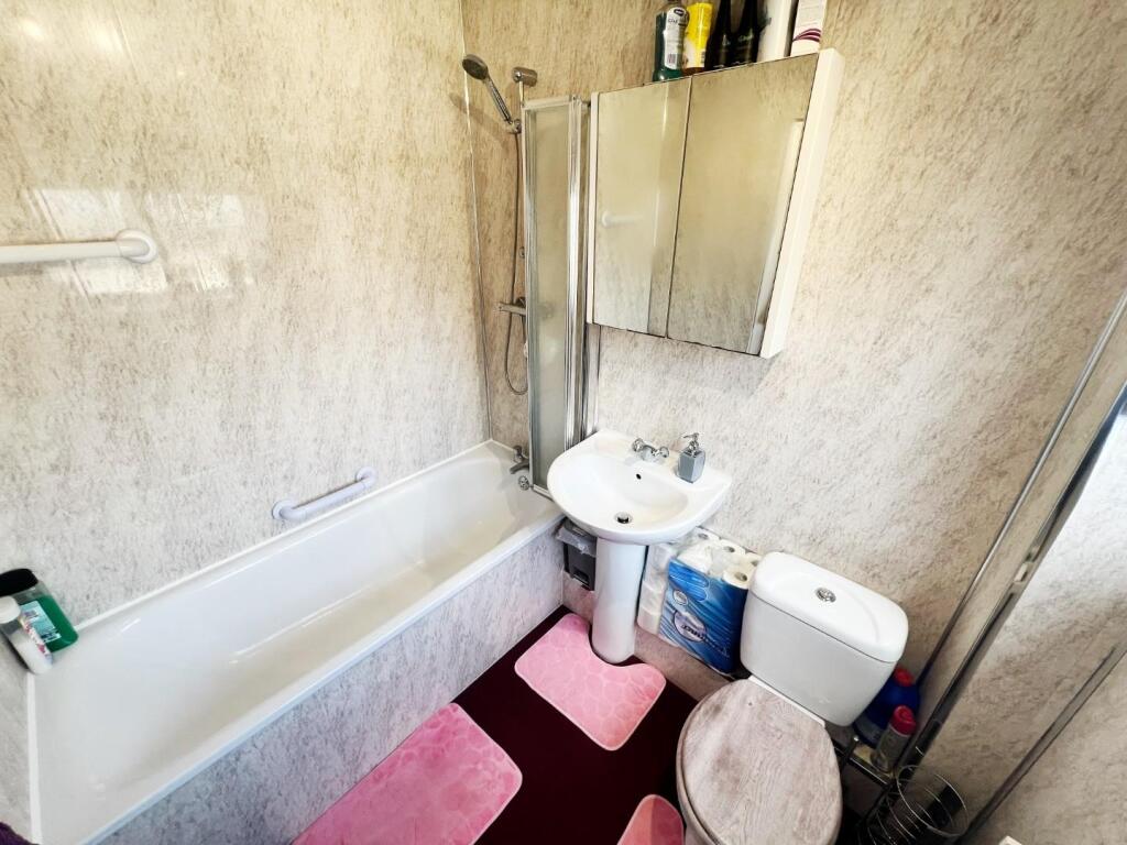 Ground Floor Bathroom
