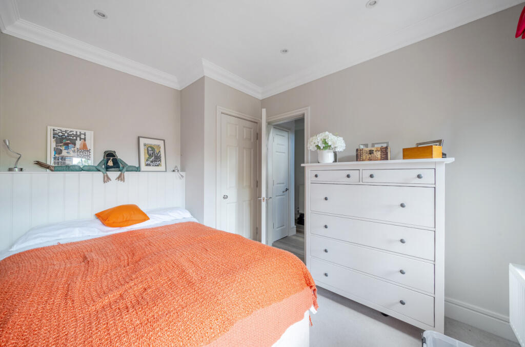 1348924-13-68c2bd...