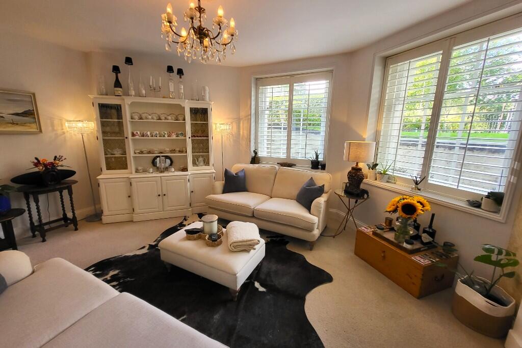 Sitting Room (2)