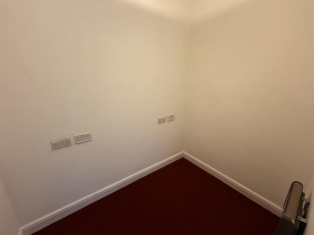 image00016.jpeg