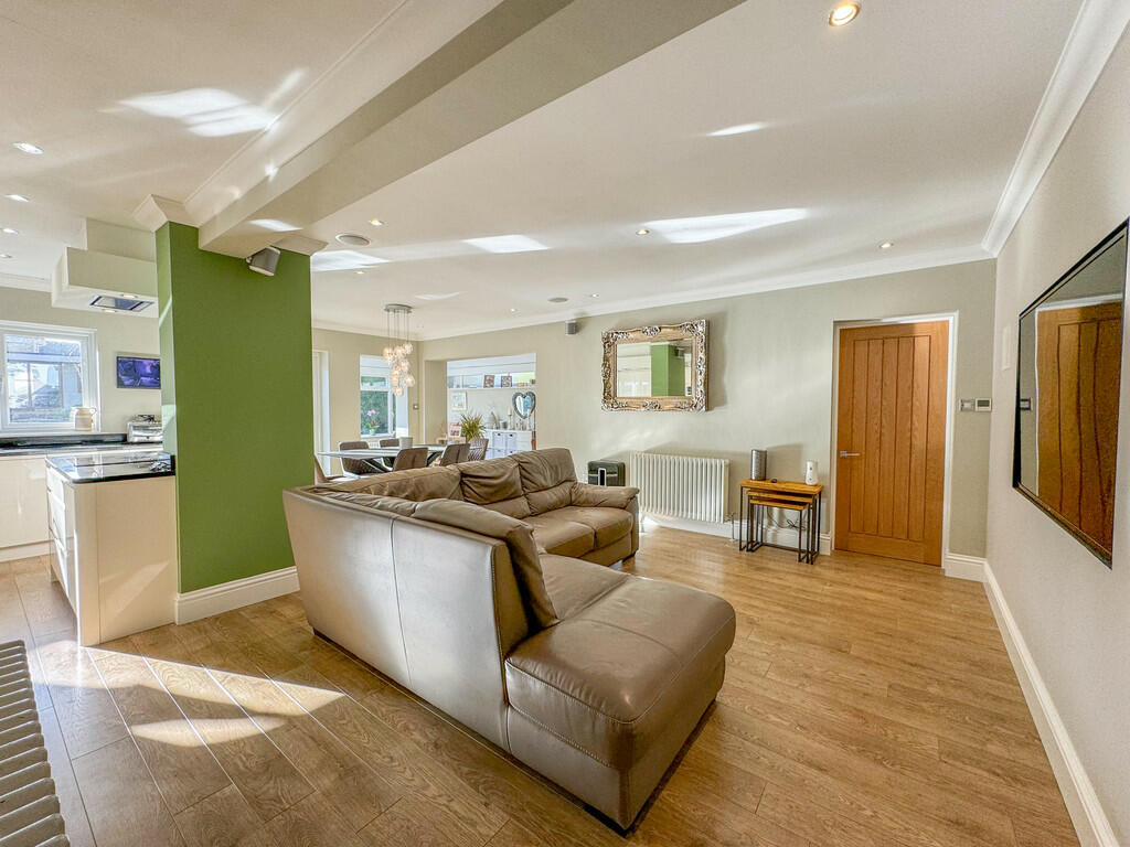 lounge area 1