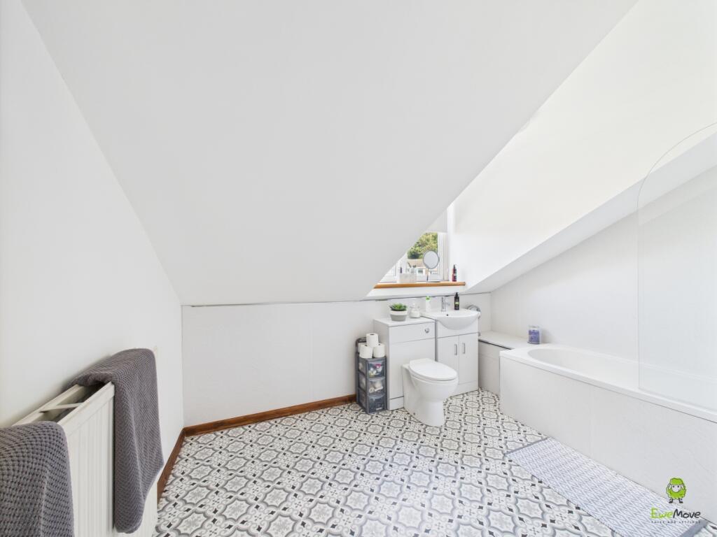 Presented by Nicoleta at EweMove Bexleyheath and D