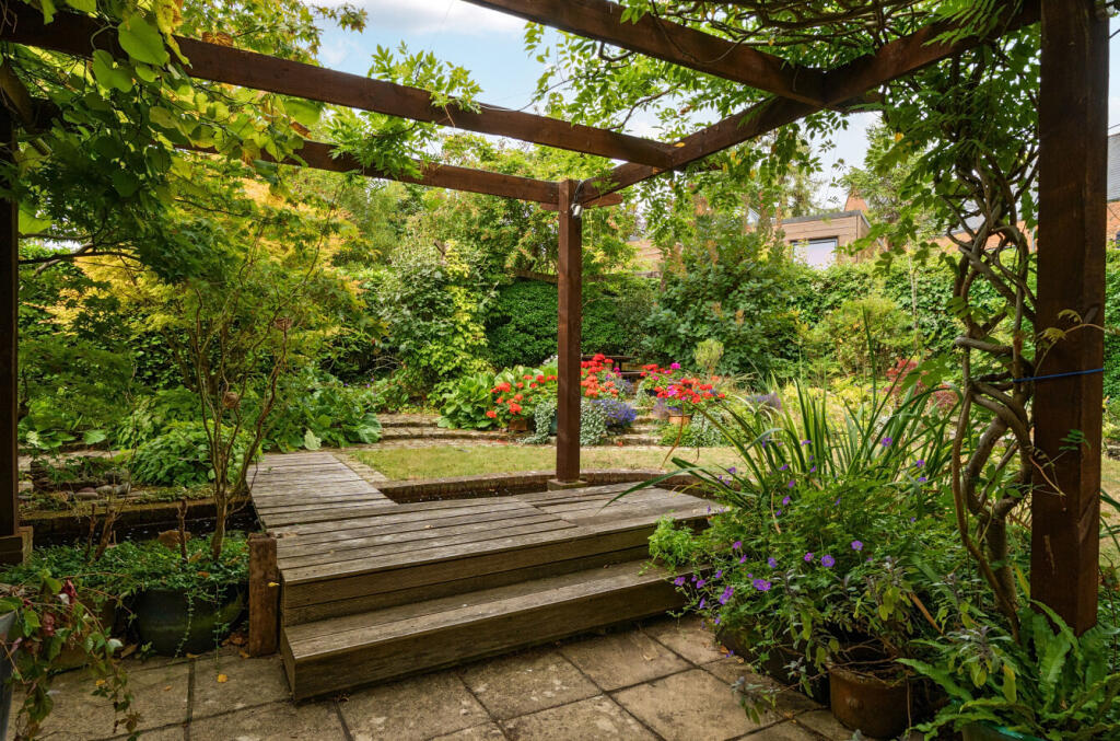 1342426-6-68a59e8...