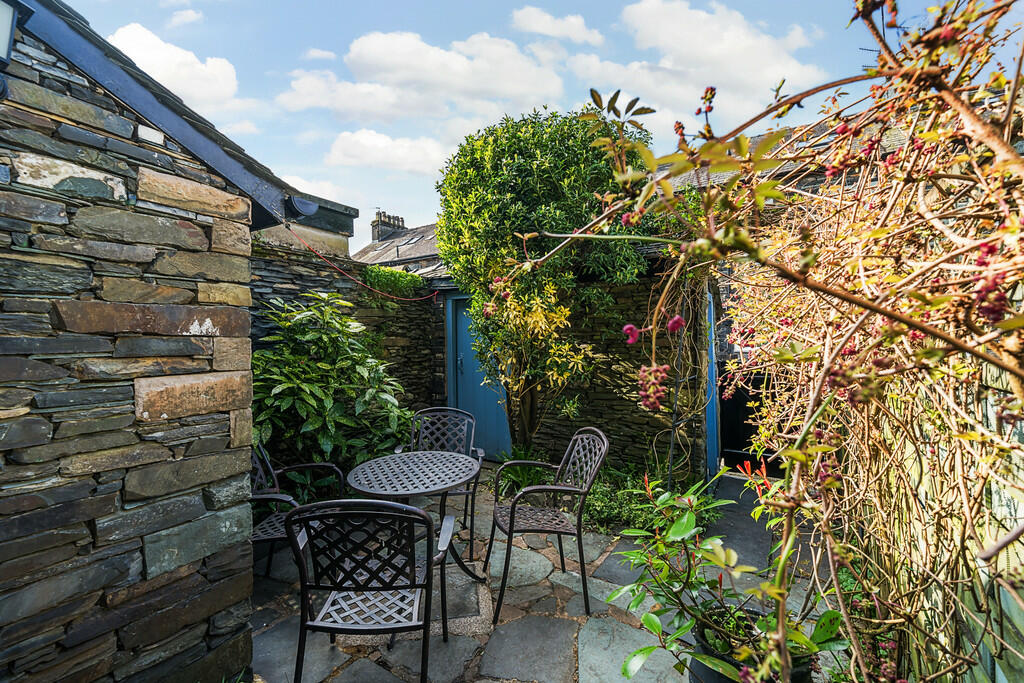 Courtyard Patio