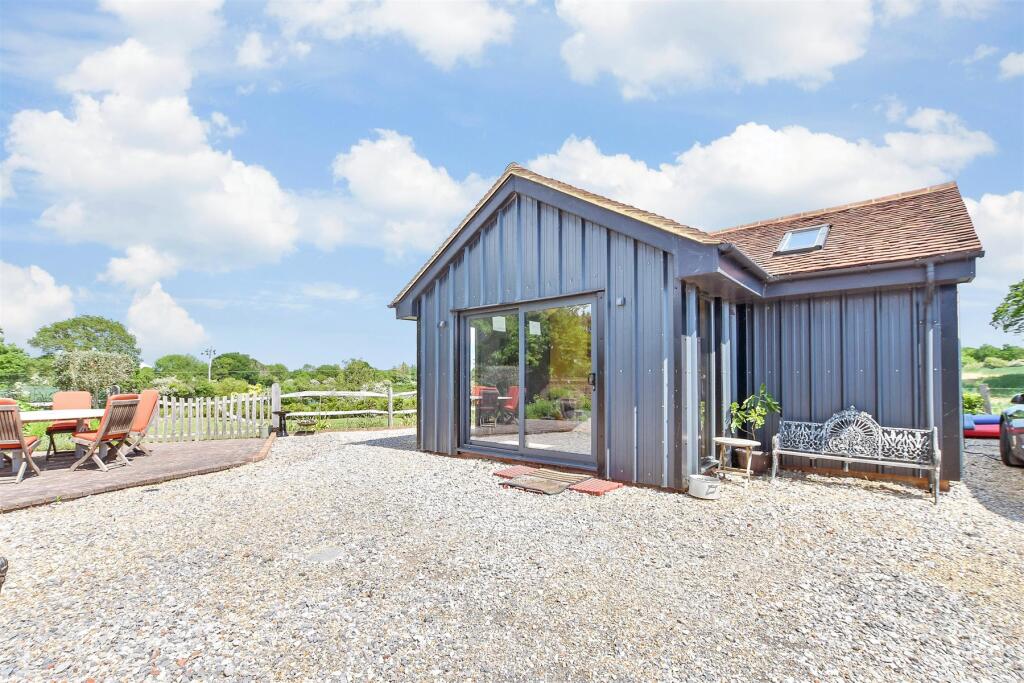 Workshop/Outbuildings