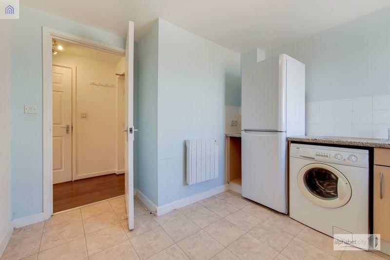 Kitchen (2)