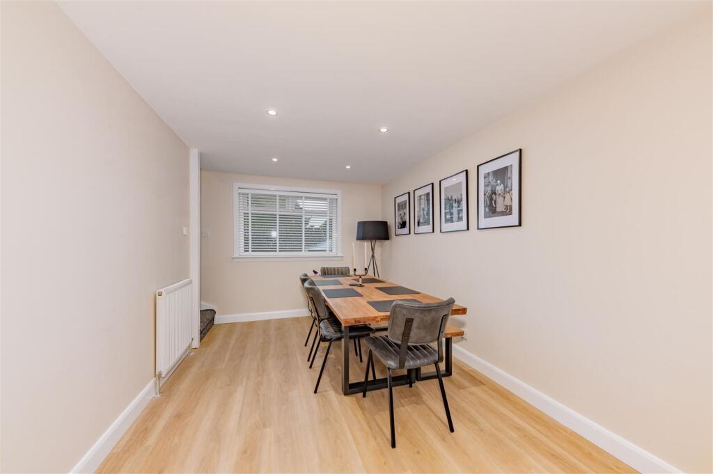 26 Loftus Road Dundee-5.JPG