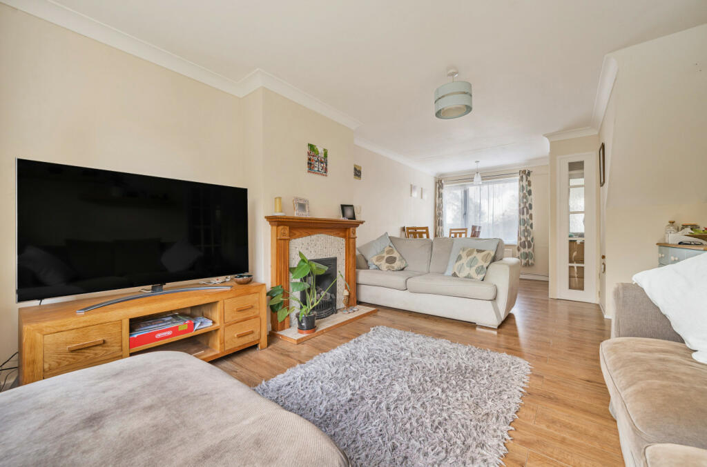 Living/Dining Room