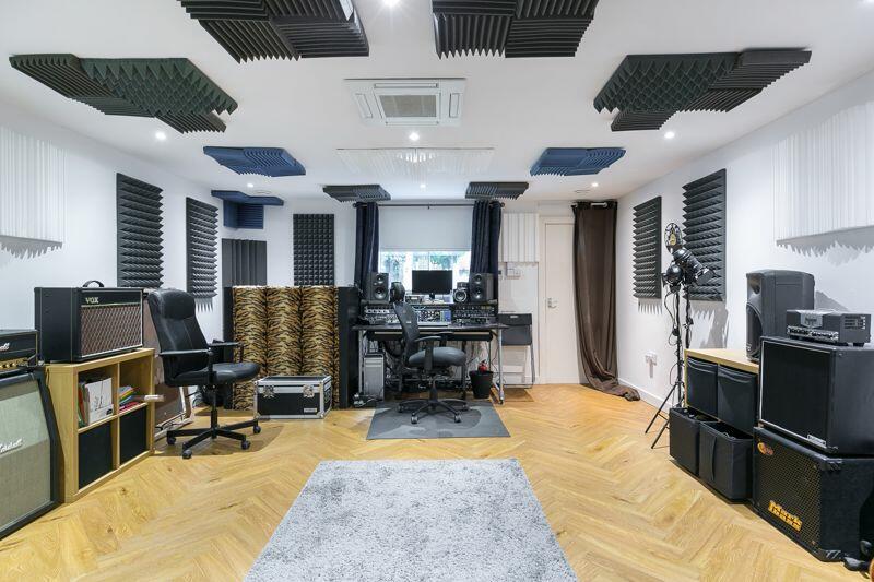 Music Studio/Home Office