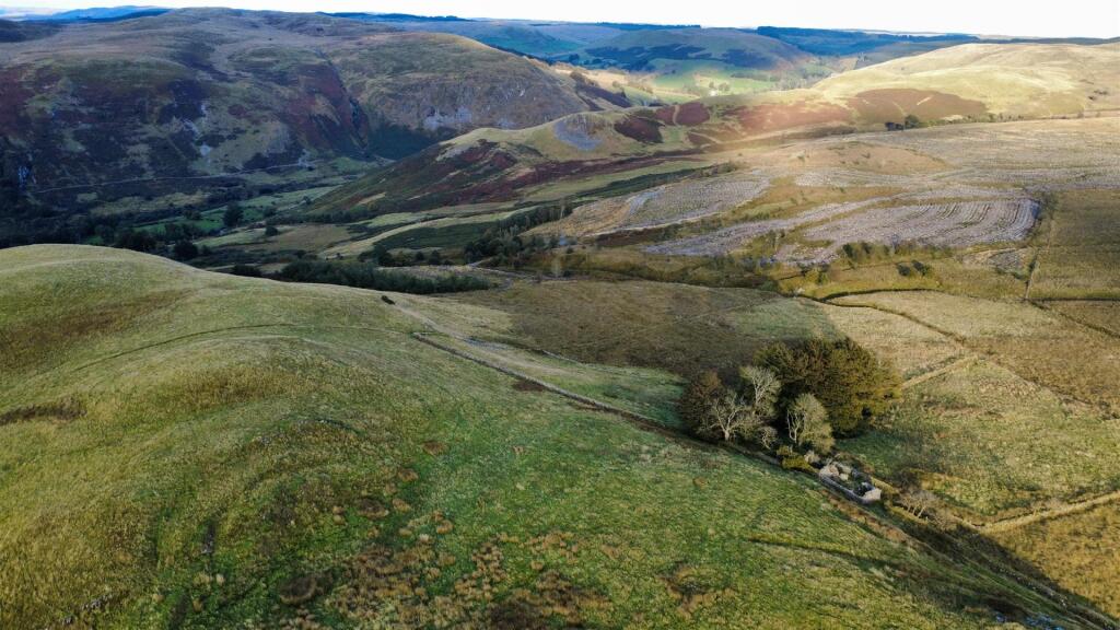 dji_fly_20250923_175516_862_1758704169746_photo_op