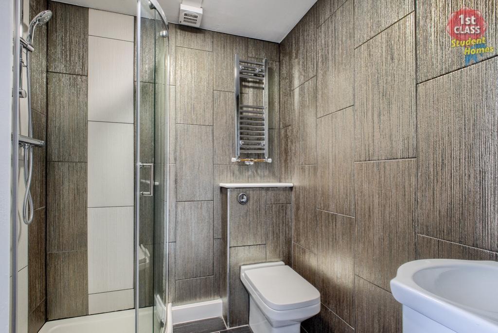Bedroom 2 En Suite