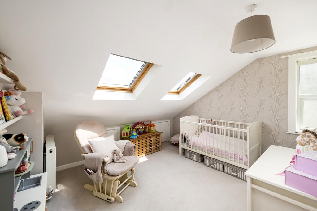 11_Oakhill_Road_i...