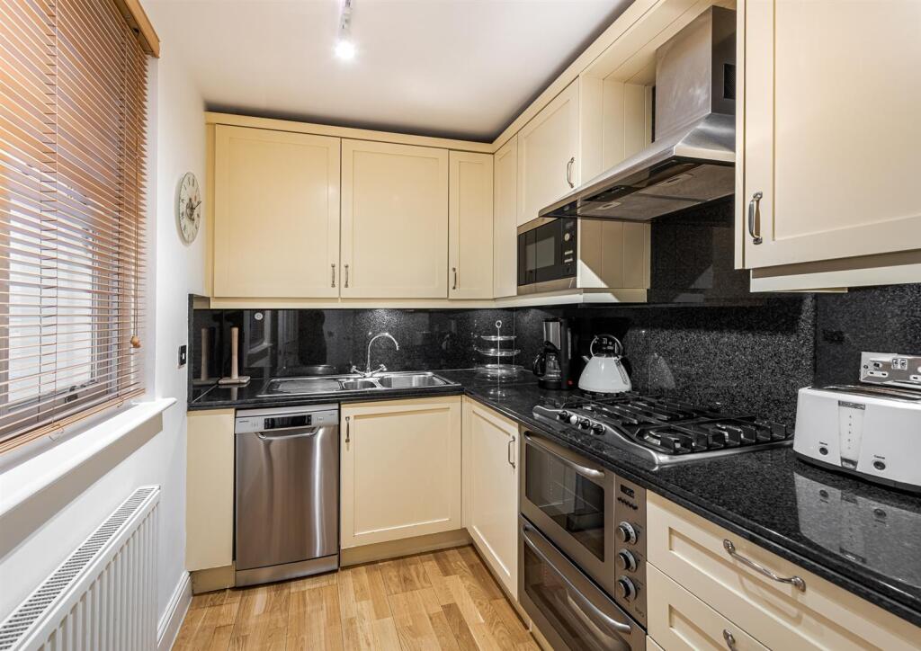 Courtfield Gardens 7_32-5-2. Low Res.jpg