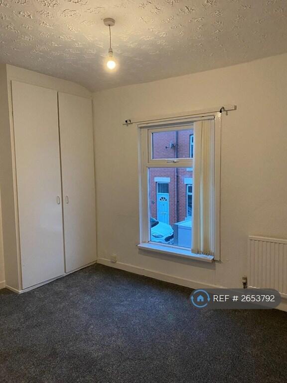 Large Double Bedroom 1