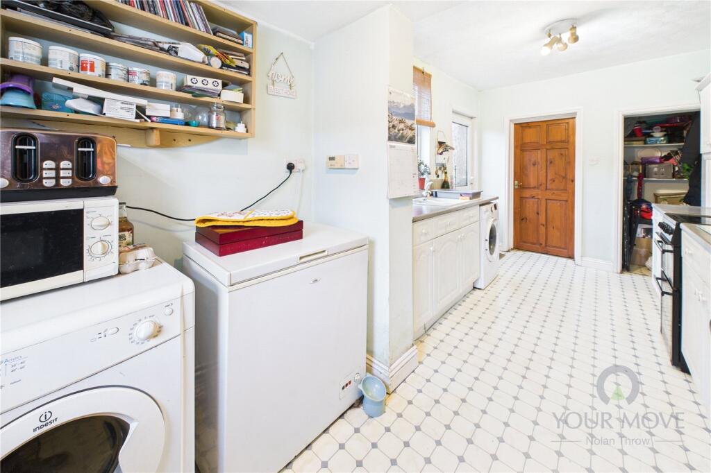 Kitchen/Utility