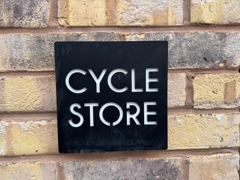 maythorn house cycle sign - Copy
