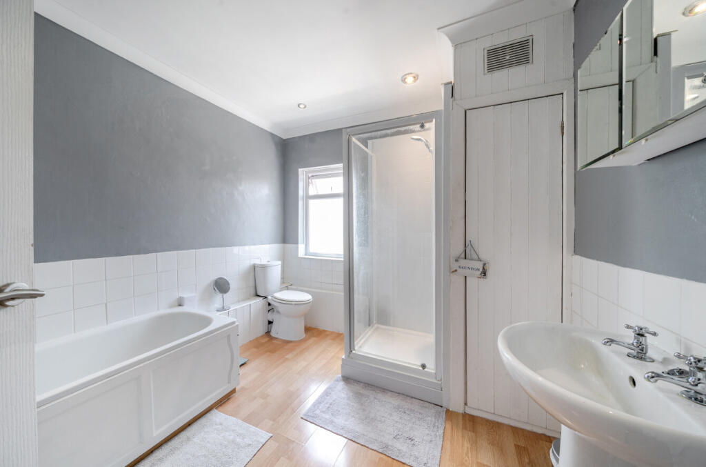 1309465-16-684c08...