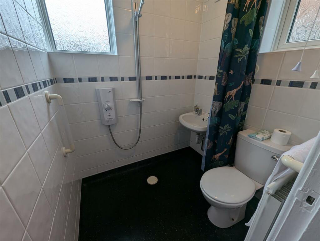 Ground Floor Bathroom