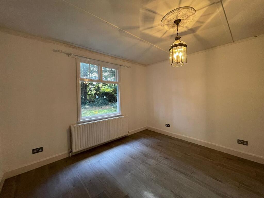 Bedroom towards window.jpeg