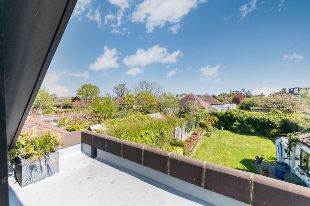 ST CLAIR DRIVE-123.jpg