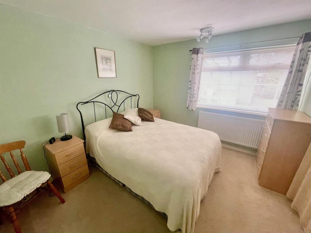 Bedroom 1.1.jpg