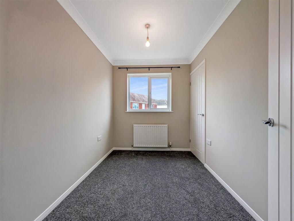 Bedroom 4.jpg