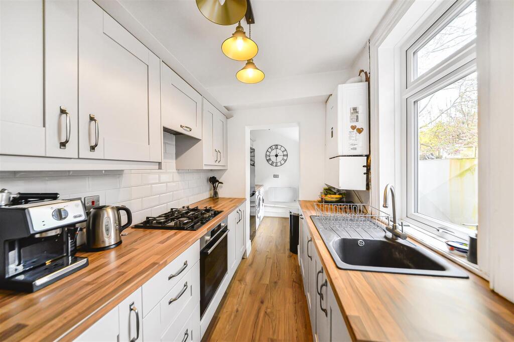 Kitchen/Utility