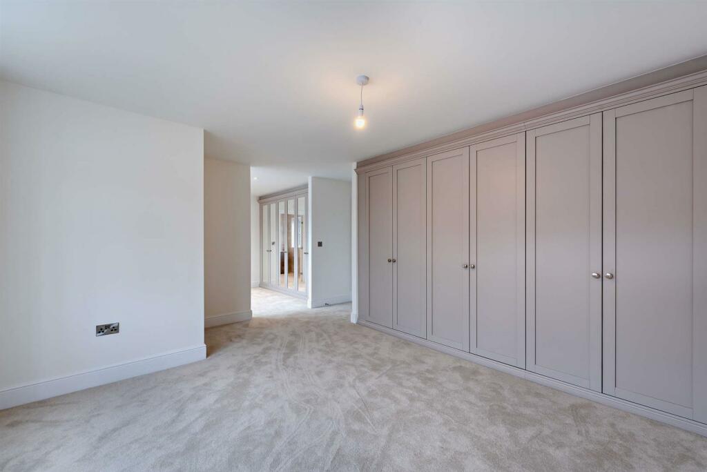 8627453-interior04-800.jpg
