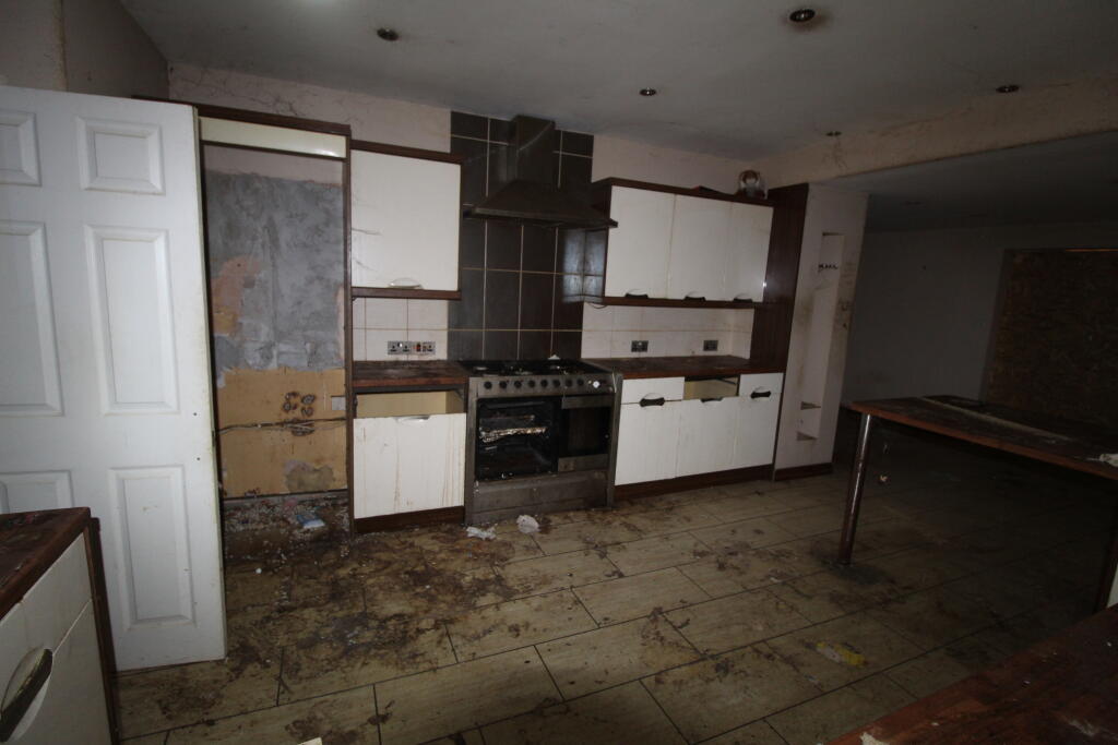 Forest Edge House, Jacobs Walk, Totton, SO40 9JU