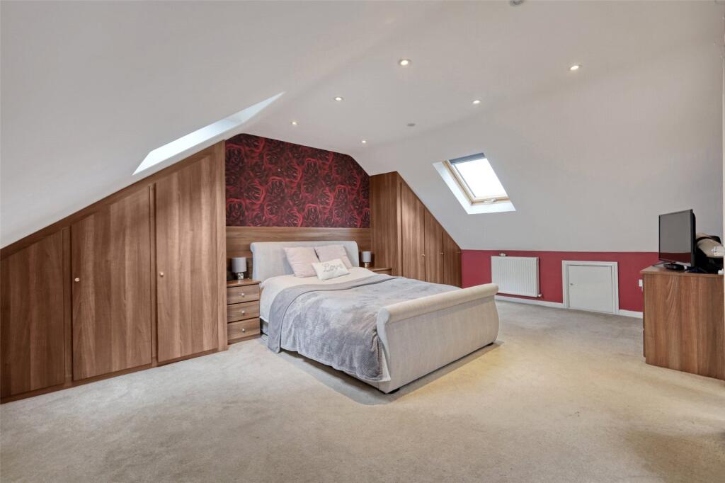 Principal Bedroom