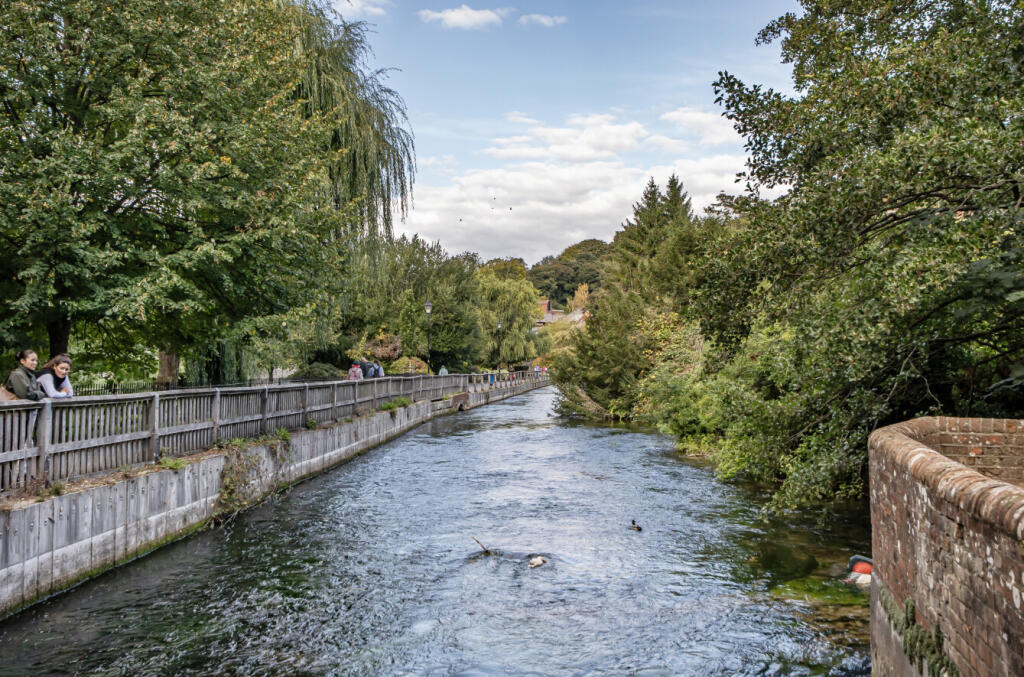 1360058-3-68d4030...