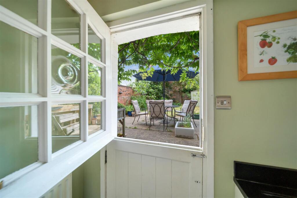 9 Stevenson Rd-70.jpg