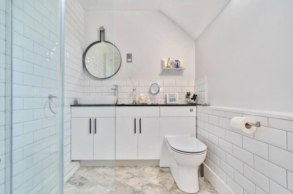 1289992-29-6824c9...