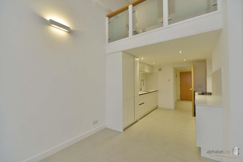 Dining Room Open Plan To Kitchen - Ol...