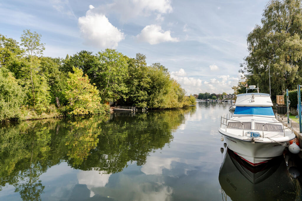 313904 - Feversham House-67.jpeg