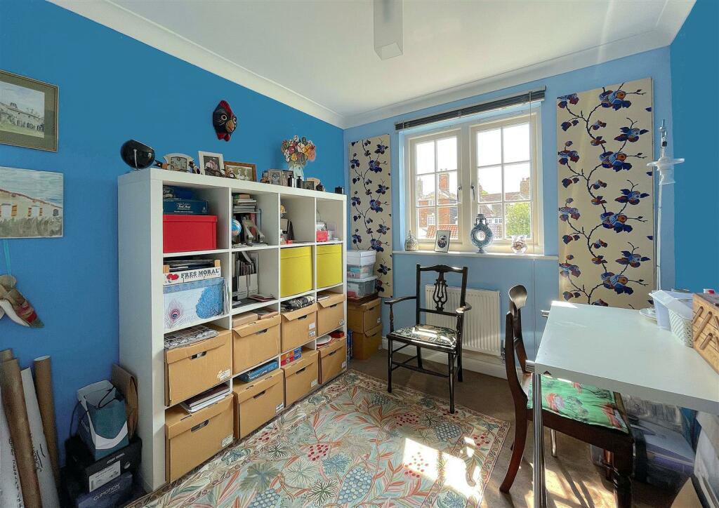 bedroom 3.jpg
