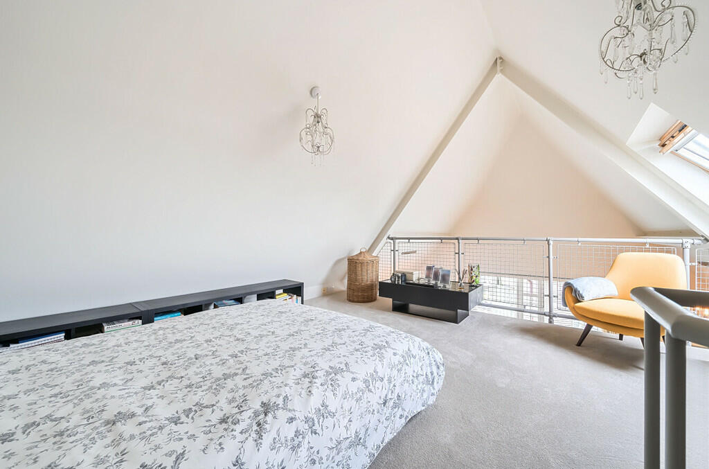 BEDROOM1-3