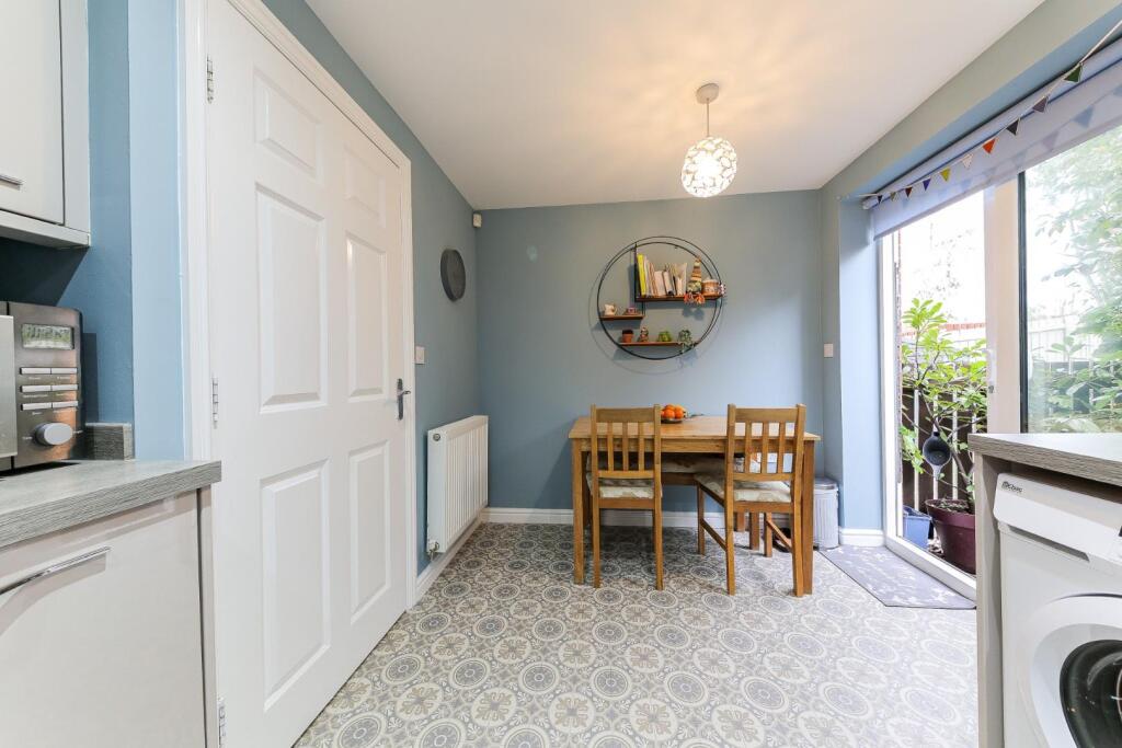 kitchen dining room.jpg