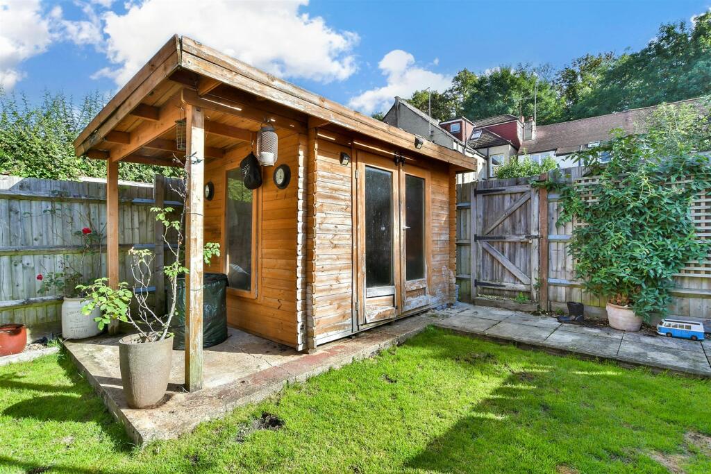 External Lifestyle Photograph