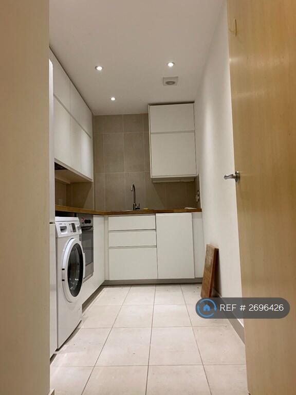 Kitchen (2)