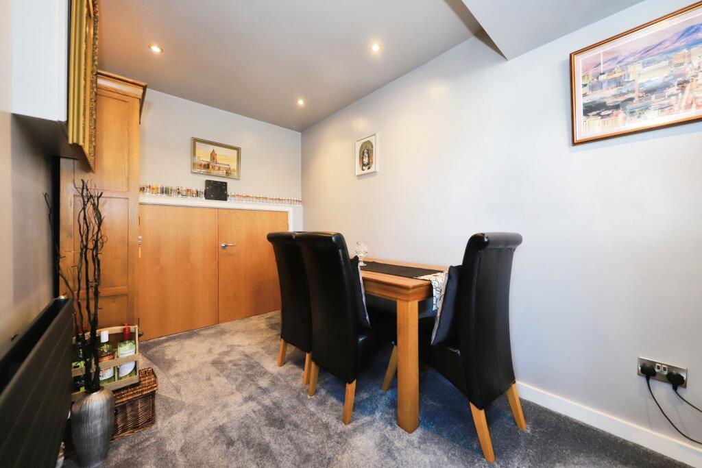 Dining Room/Bedroom