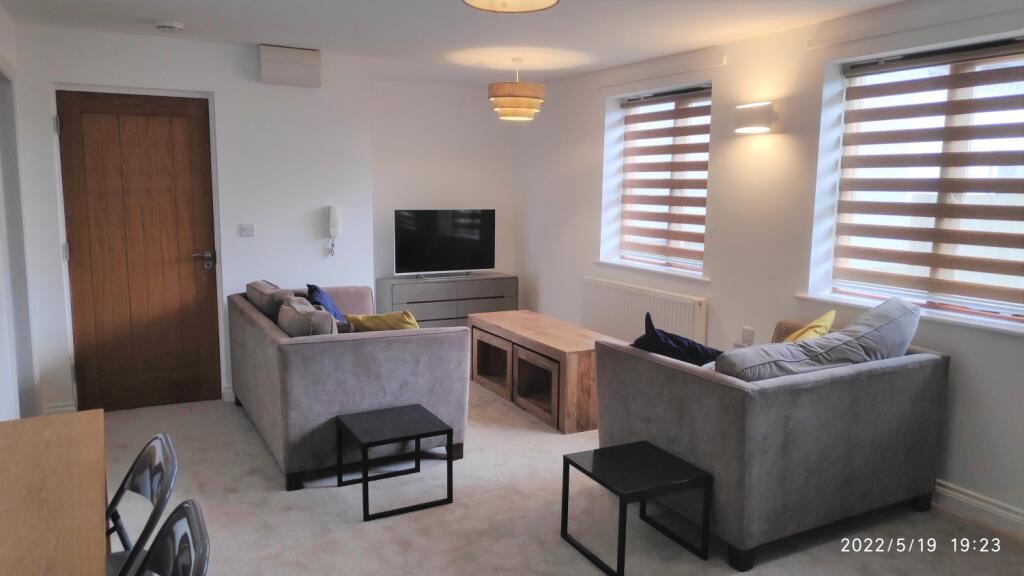 Living &amp; Dining Room 2MWC lighter