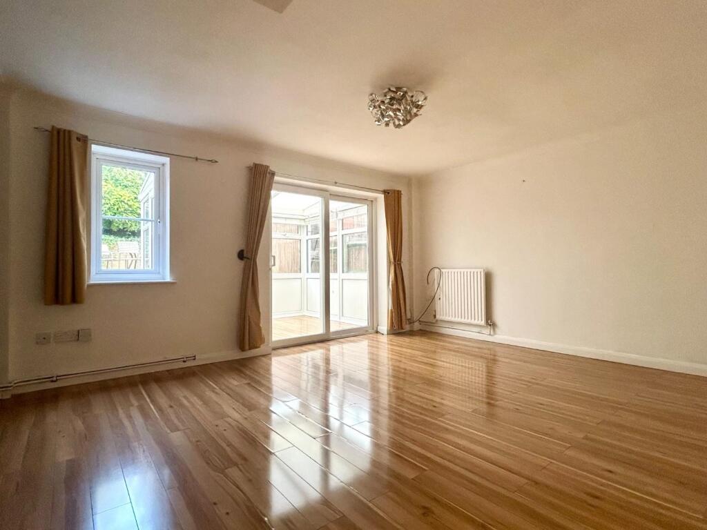 Living Room.jpg