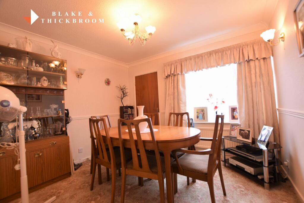 BEDROOM THREE / DINING ROOM