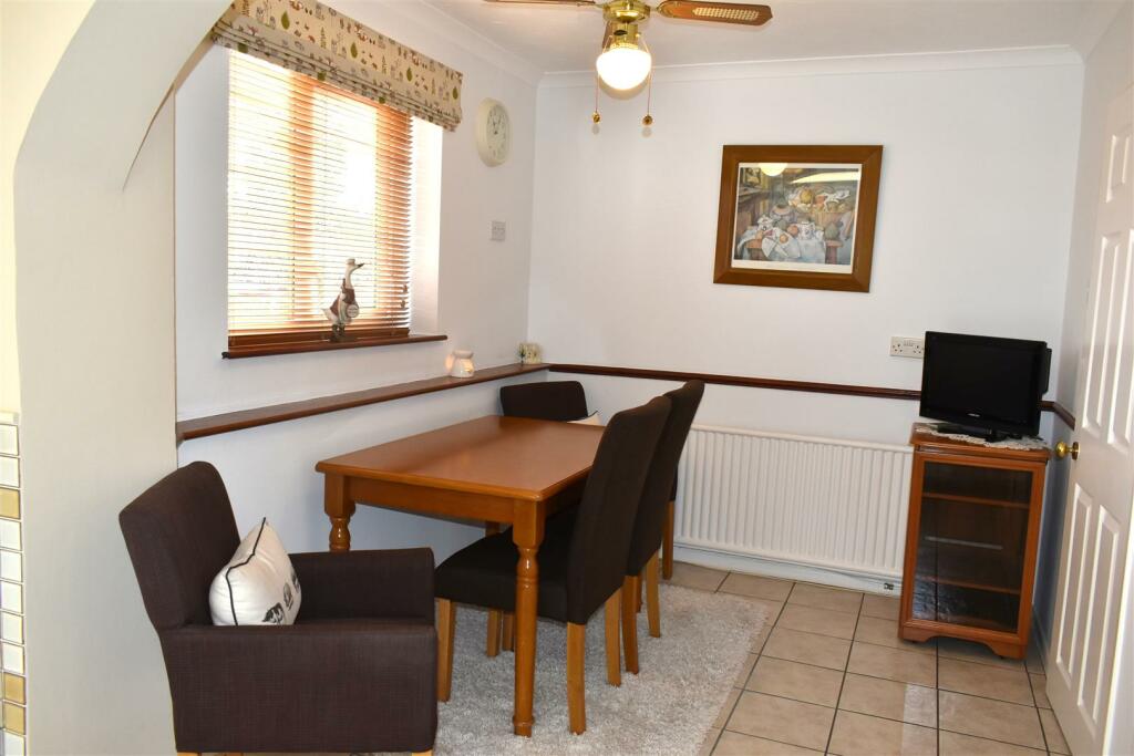 dining area.JPG