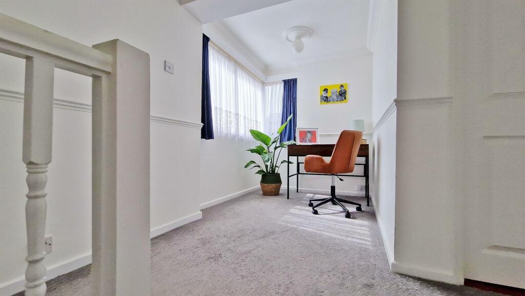 First Floor Landing/Study