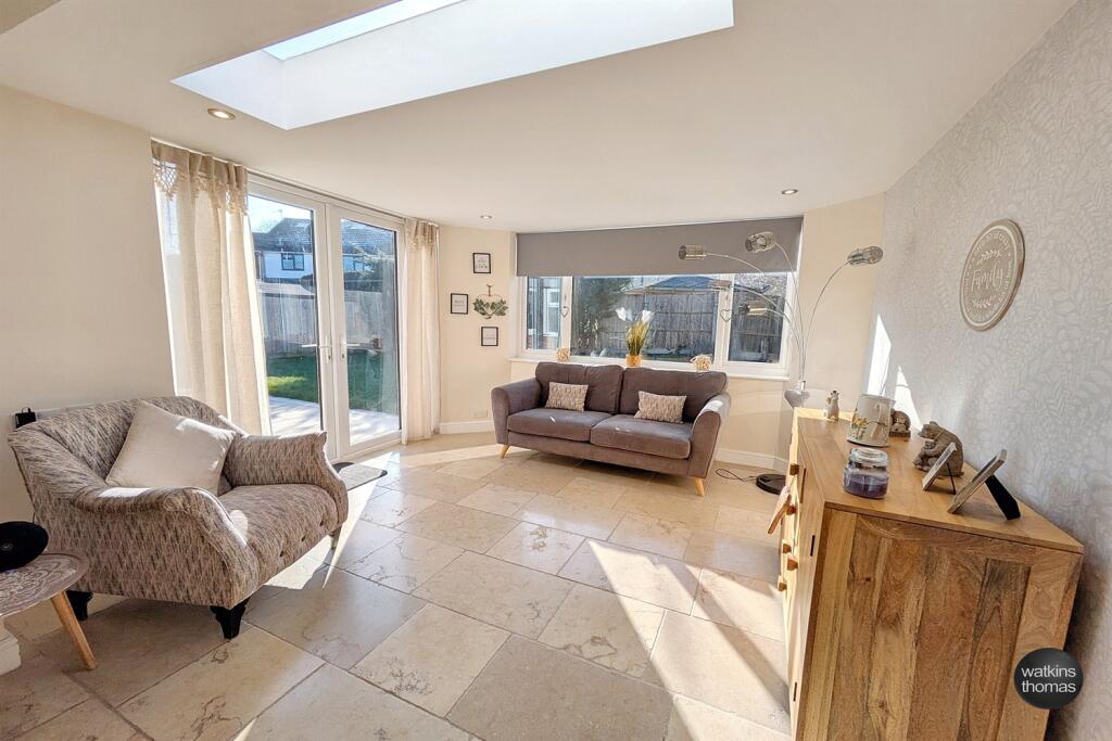 reception room exten
